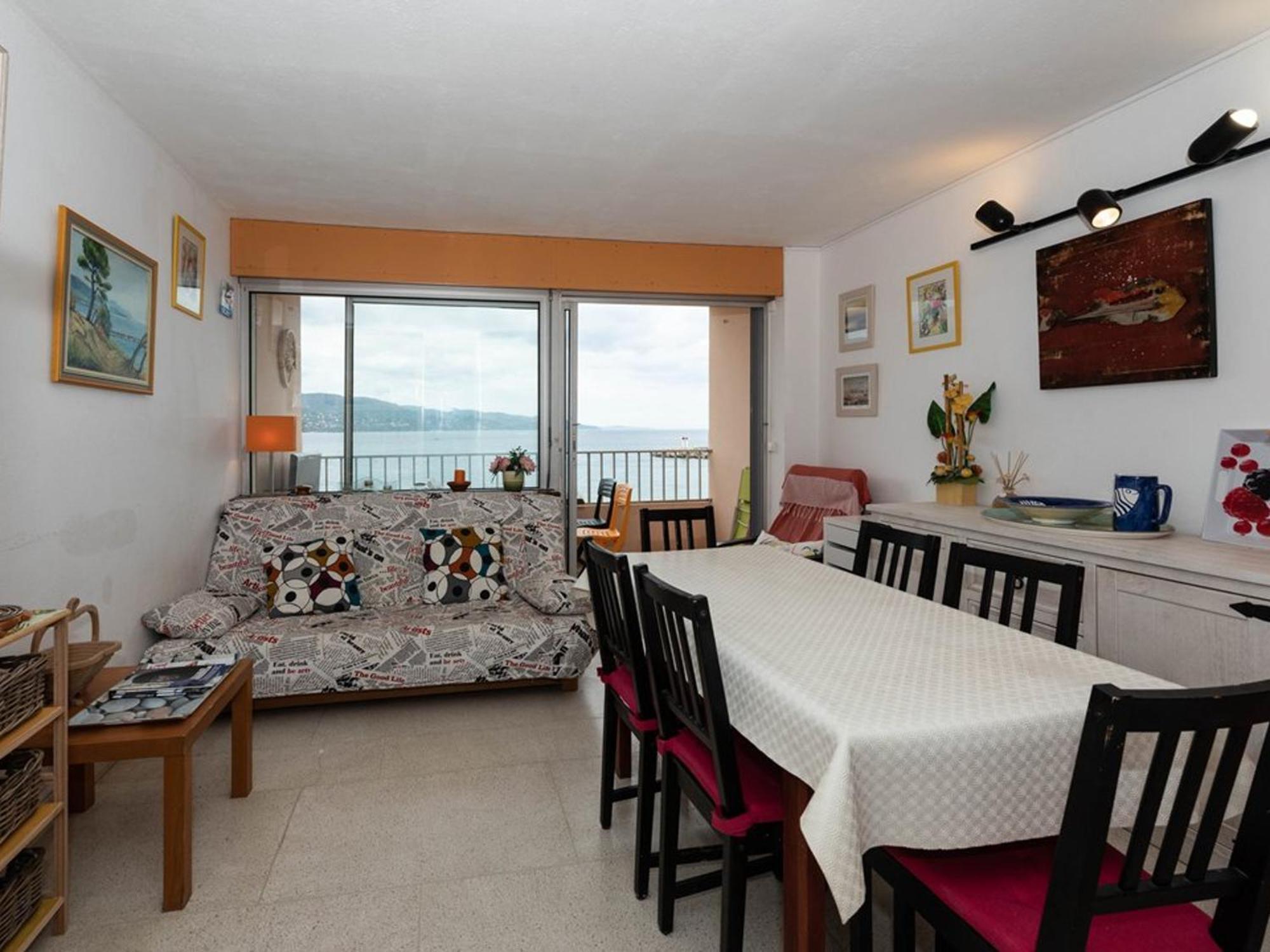 Superbe T3 En Bord De Avec Parking Et Climatisation, Ideal Pour 6 ! - Fr-1-803-84 * Bormes-les-Mimosas